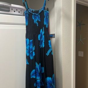 Hawaiin sundress Favant Hawaii one size black with blue Hibiscus flower